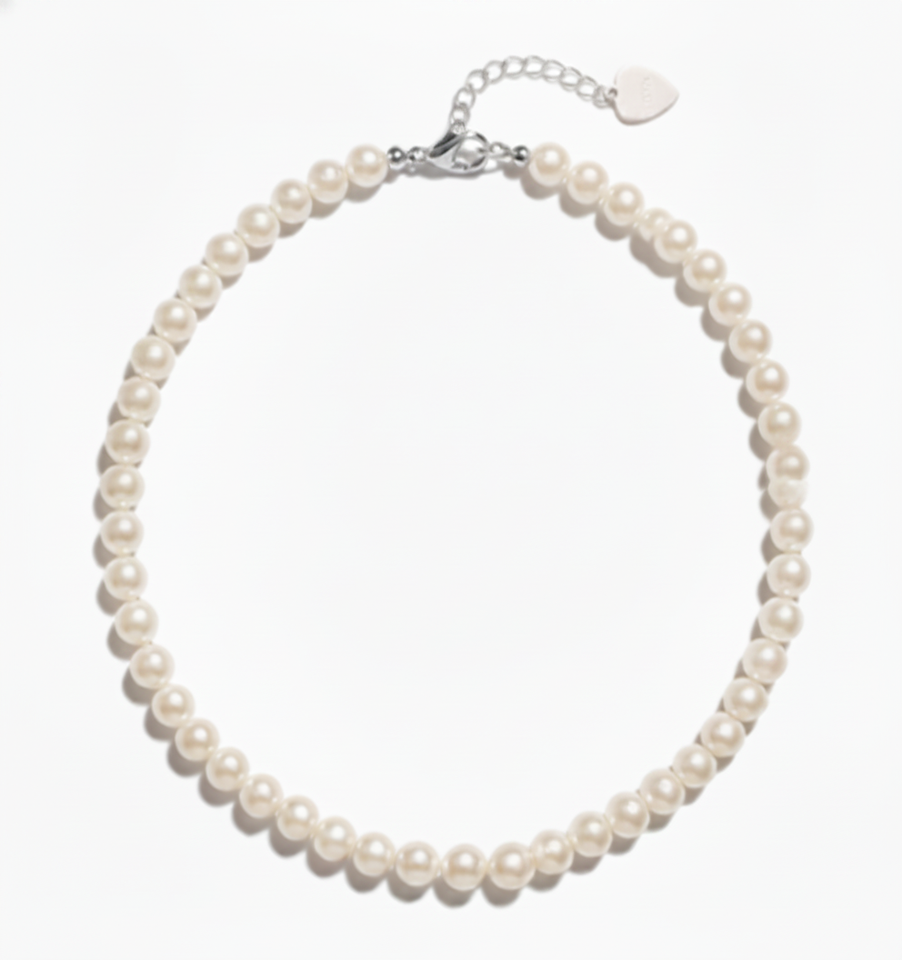 The Classic pearl necklace