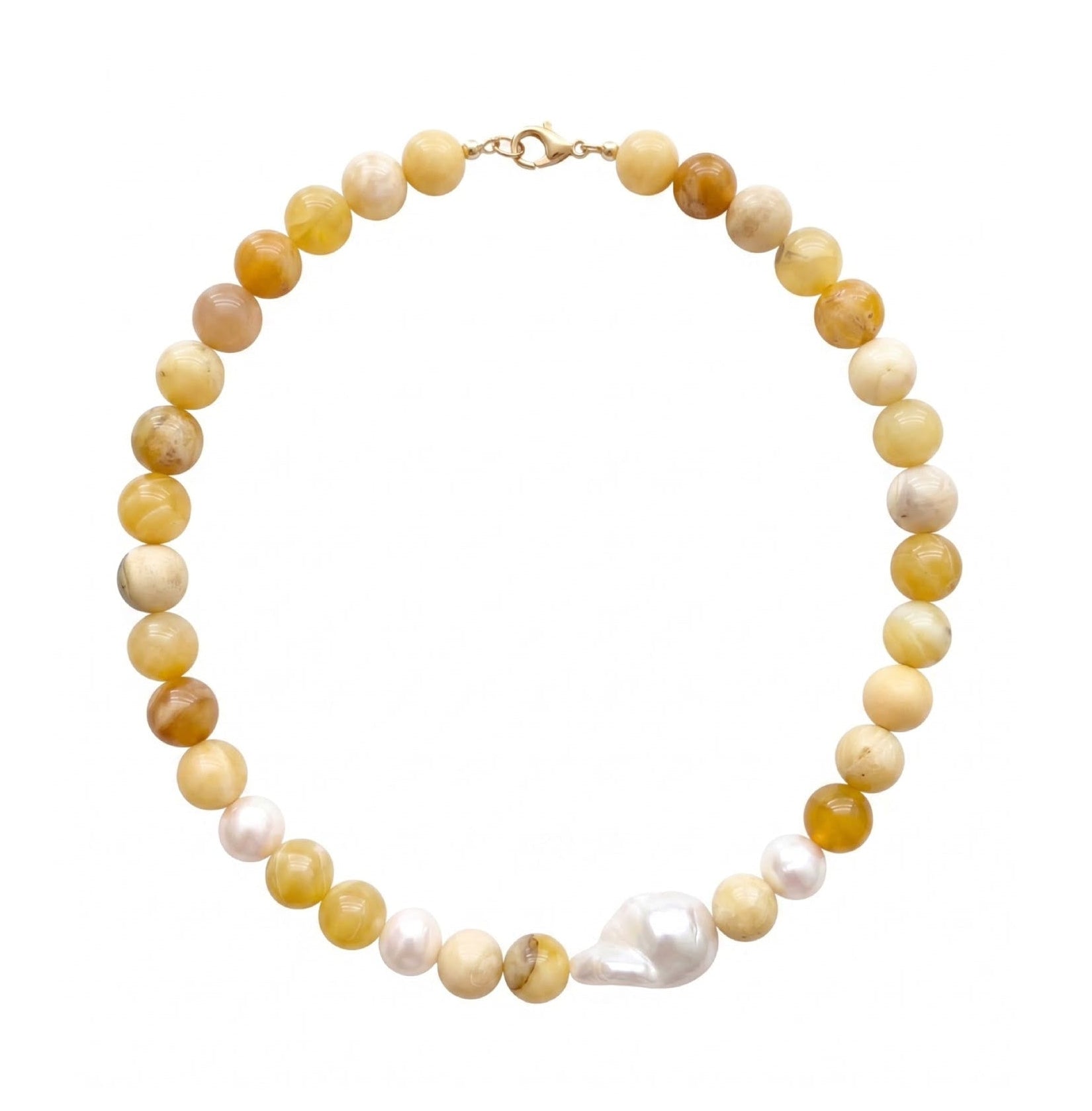 The blonde necklace